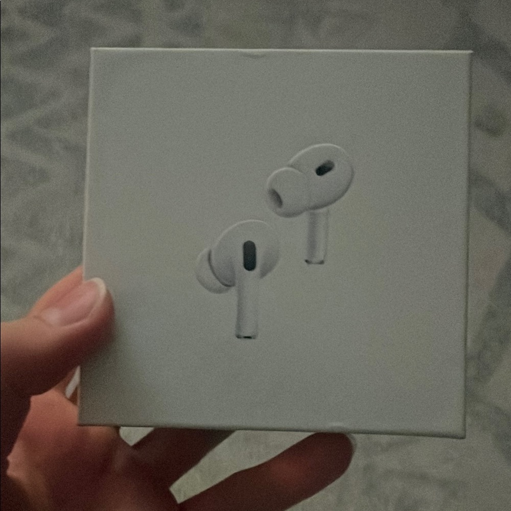 Apple AirPods Pro with Charging Case